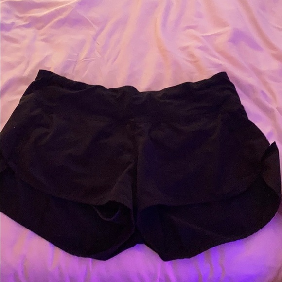 Size four lulu lemon shorts